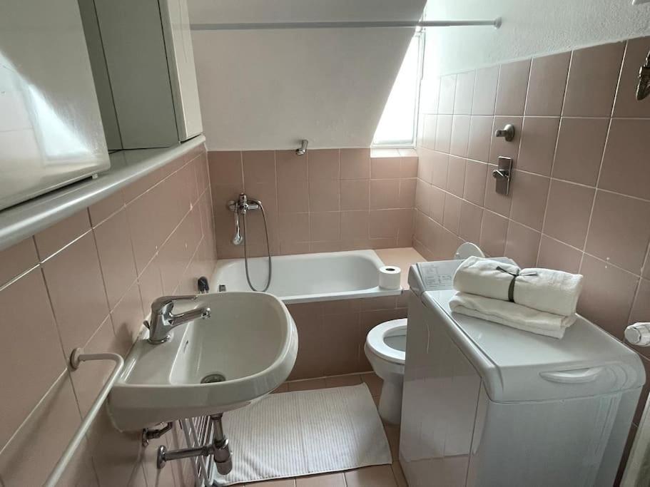 شقة ميلان  في Tortona Tiny Attic Directly Connected To Duomo المظهر الخارجي الصورة